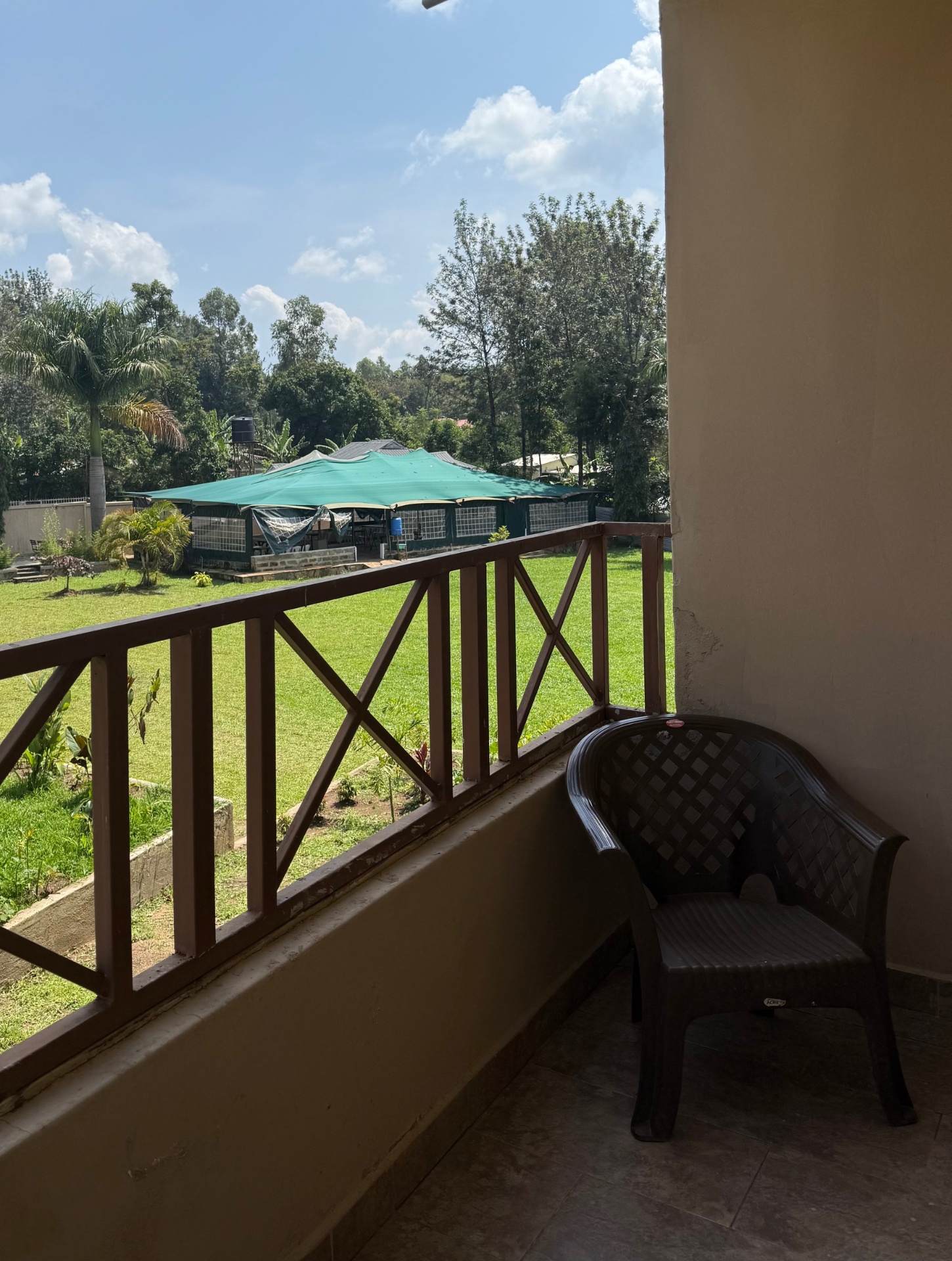 Room balcony overlooking the garden pavilion
